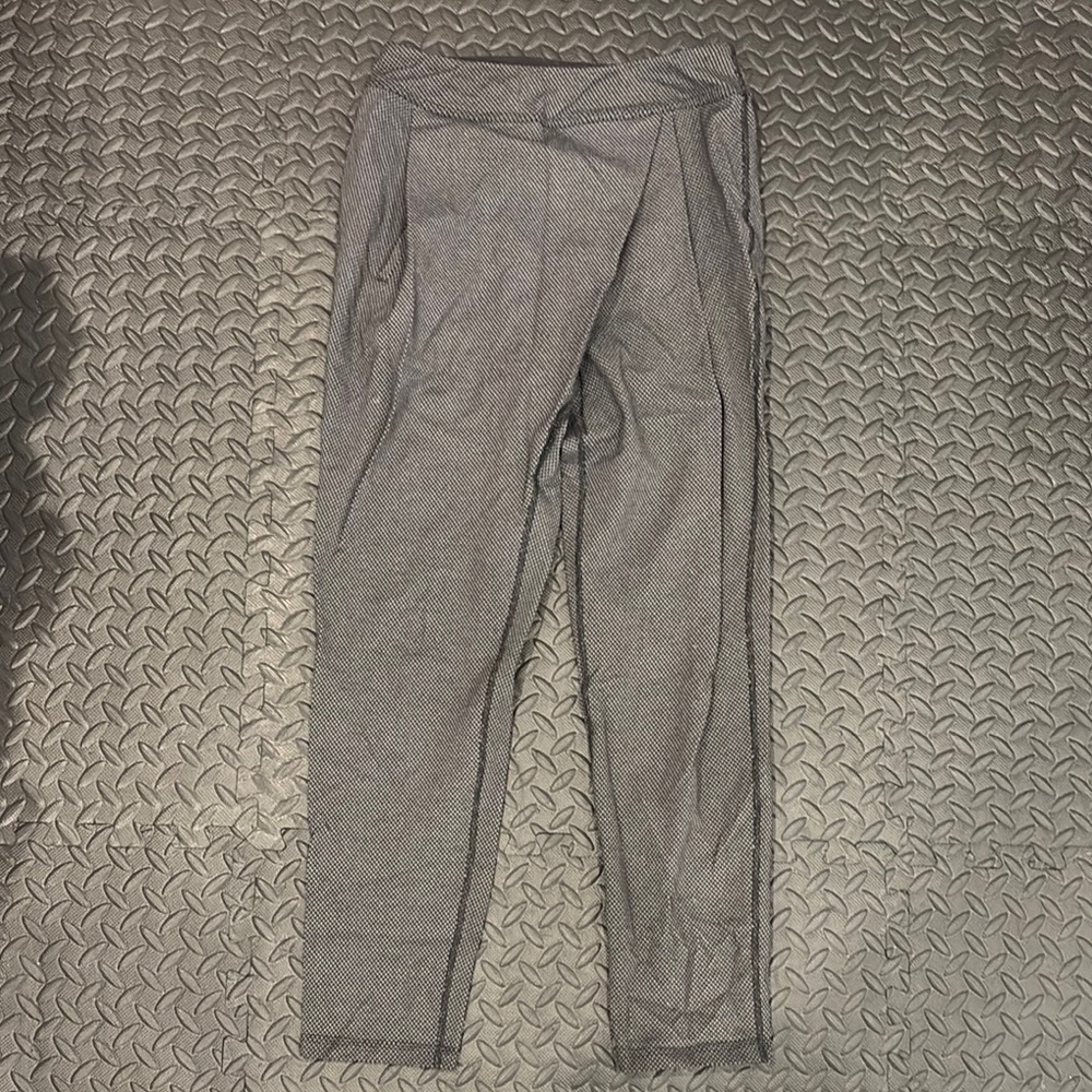 lululemon athletica black pattern harem style pants